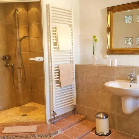 公寓 Schoenzeit 拉恩河畔林堡